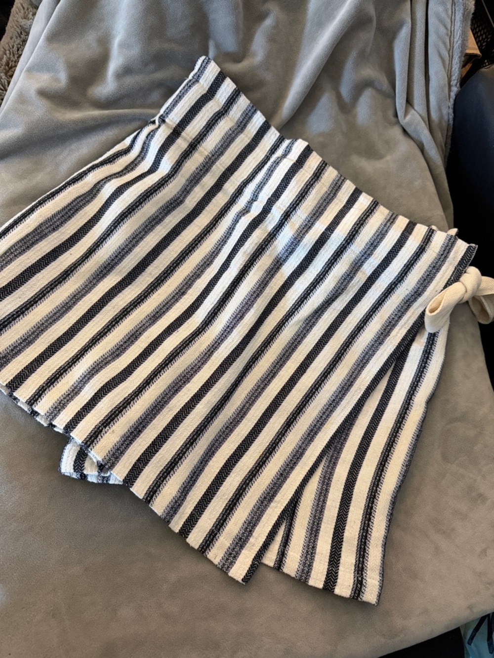 Urban Outfitters Striped High-Waist Knit Shorts - Navy & White